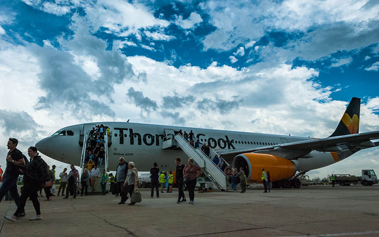 viajeros aeropuerto abel santamaria